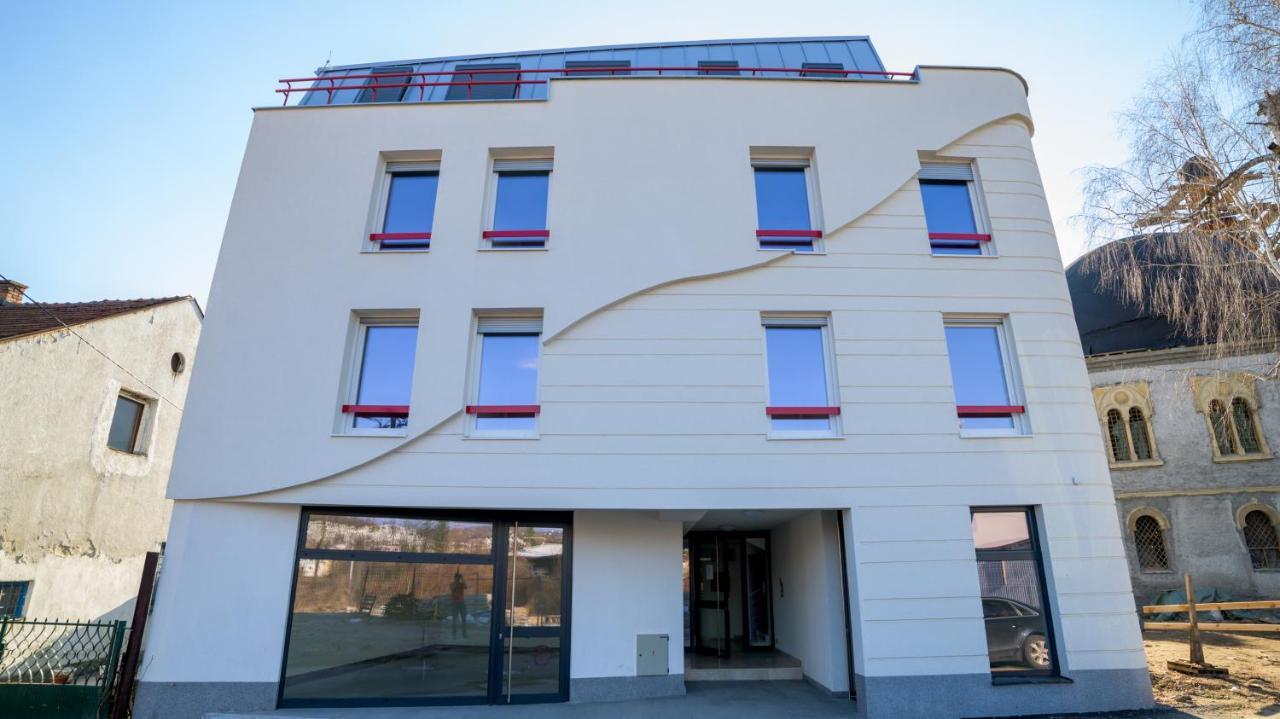 Apartman Epicent Tuzla Exterior photo